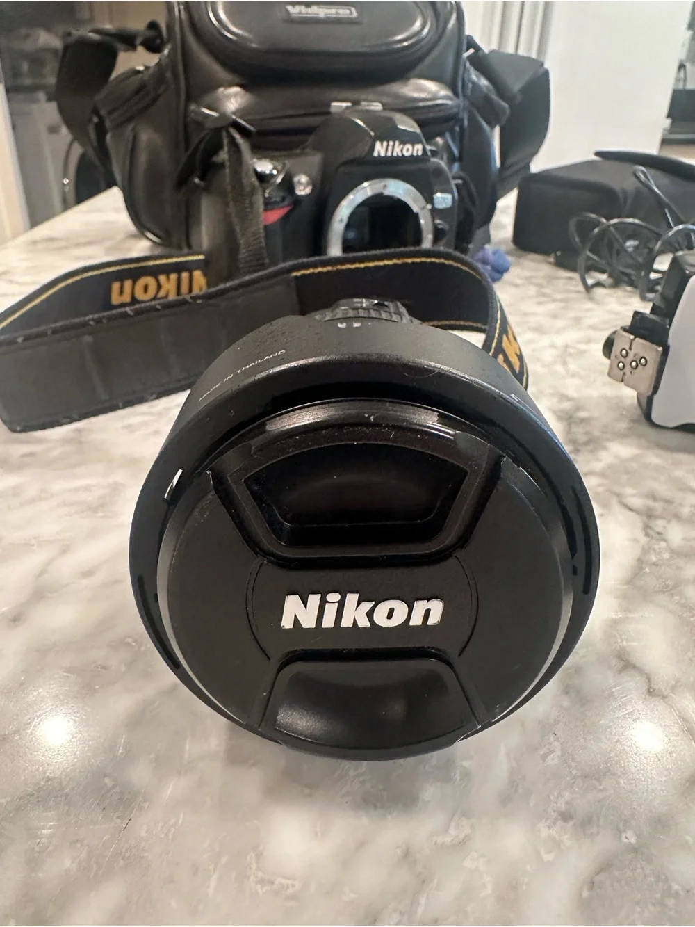 Nikon D70 DSLR Camera Kit w/ 18-135mm Lens, SB-50DX Flash, Charger, Bag & Strap
